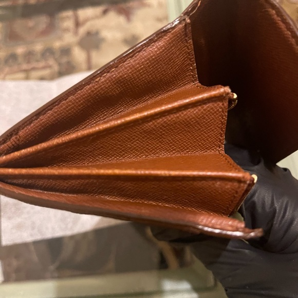 Louis Vuitton Brown Monogram - Picture 4 of 8